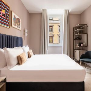 Medium Room Extra Single Bed