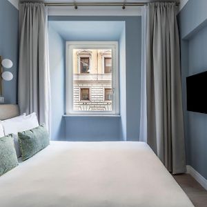 Mittelgroßes Zimmer mit Kingsize-Bett